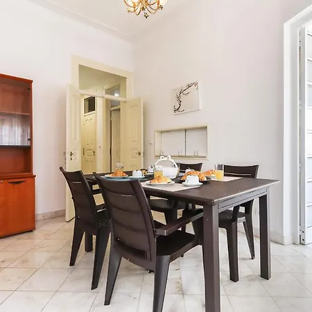 Vita Portucale ! Alameda House アパート リスボン