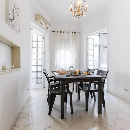 Vita Portucale ! Alameda House アパート リスボン